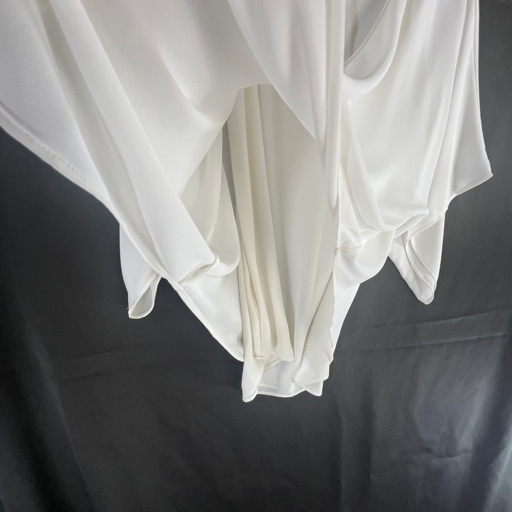 White House Black Market White Kimono Sleeve V-Neck Keyhole Back Blouse Medium - Picture 4 of 6